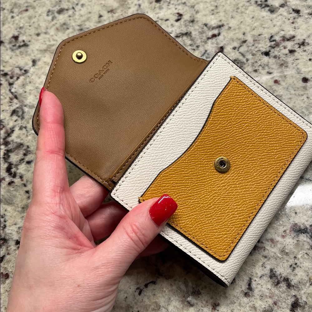 Coach Cream Color Block Tri-fold Wallet EUC - Picture 7 of 9